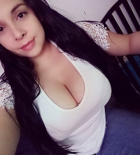 Lucero 無料スター 写真