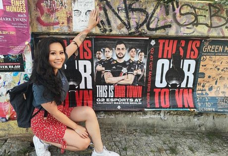 Yinsu Collins スター ヌード ギャラリー