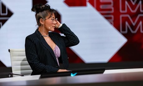 Yinsu Collins 完璧なポルノスター 写真