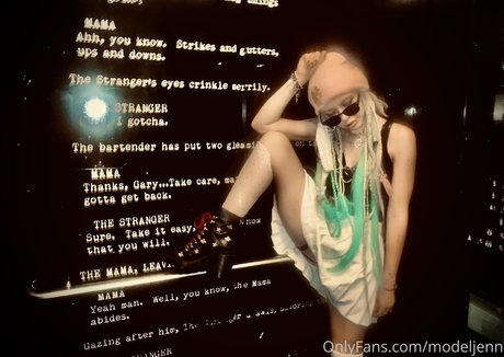 modeljenn ポルノスター ヌード 写真