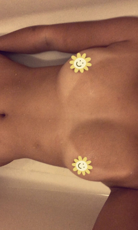 オンリーファンズを崇拝する 無料 写真