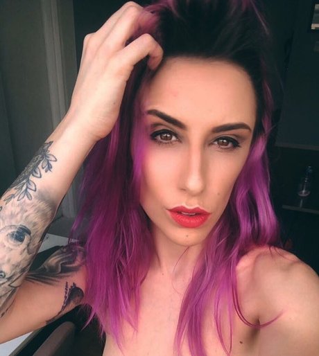 asmr 足 オンリーファンズ セックス 写真