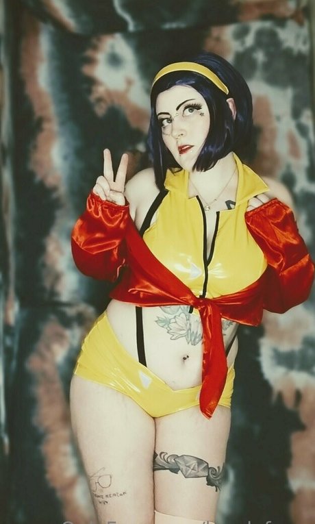 lovelyfawn 完璧なスター 画像