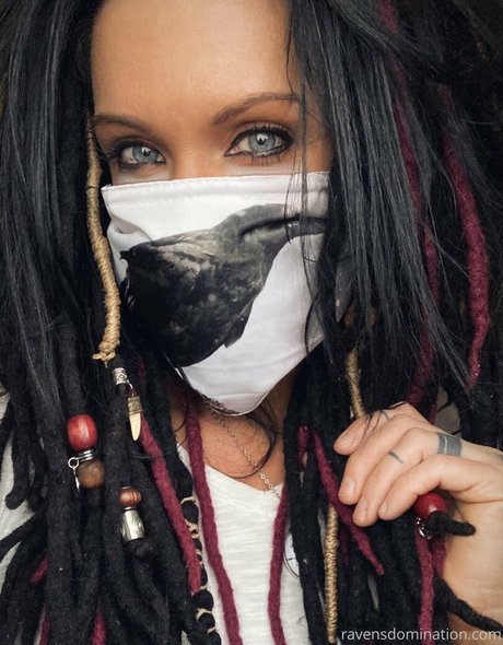 ヌード熟女オンリーファンズ 可愛い 写真