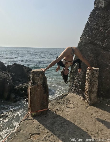 lizbecheeky かわいいスター 写真