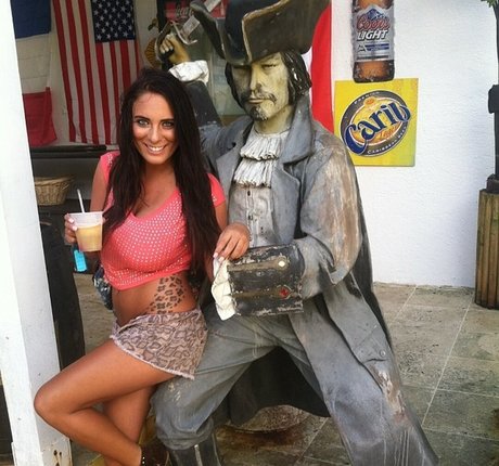 パパ ゲイ オンリーファンズ セクシーヌード 画像