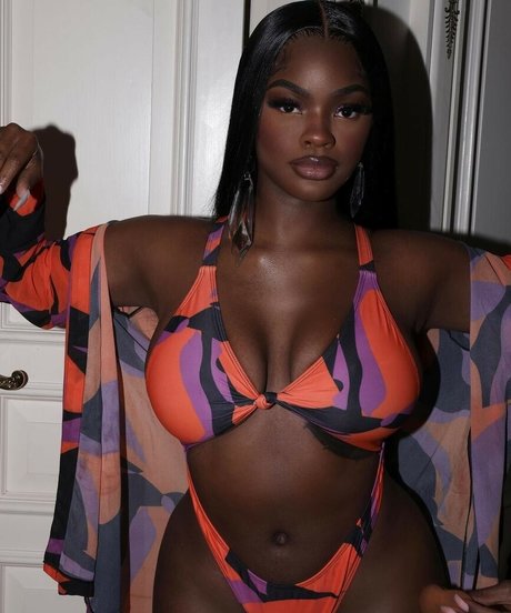 Thegirljt ポルノスター ホット 写真