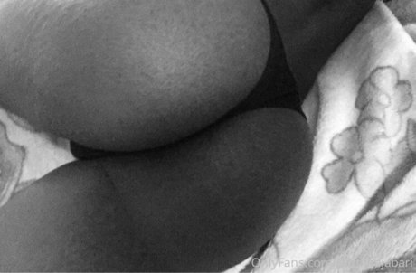 jasminejabari ホットスター 画像