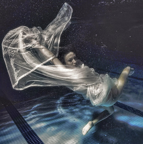 スキニーモデルオンリーファンズ ヌード 画像