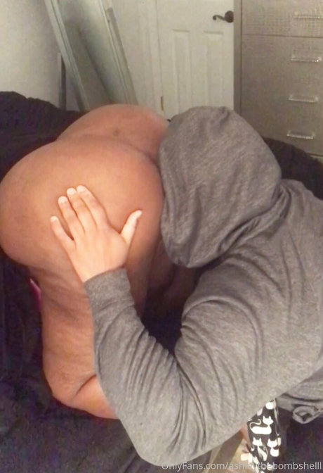 ashleythebombshelll プロフィール写真