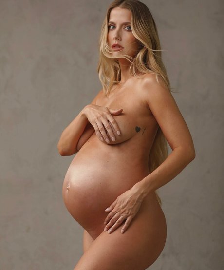 Gabriela Prioli 完璧なポルノスター 写真