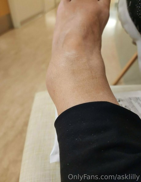 asklilly トップポルノスター 写真