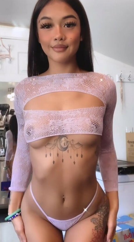 cheekychynaa ポルノスター 画像