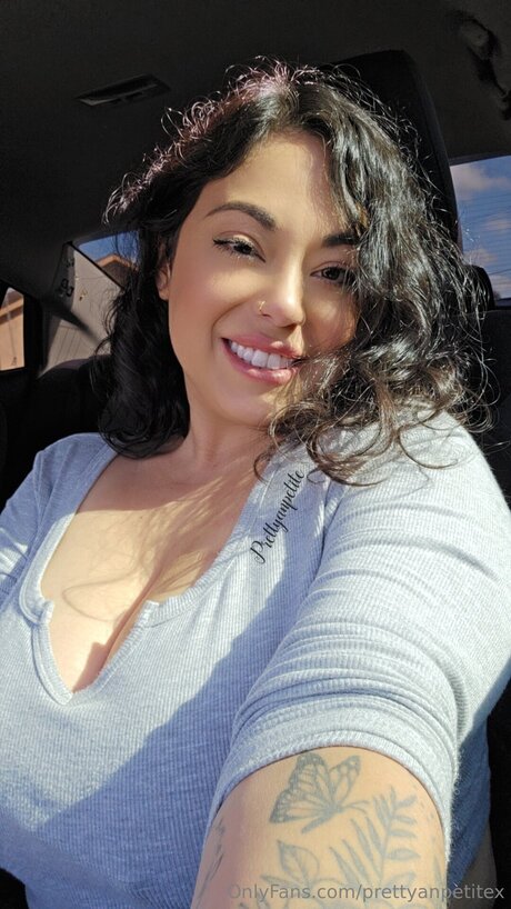 prettyanpetitex ヌードのポルノスター ギャラリー