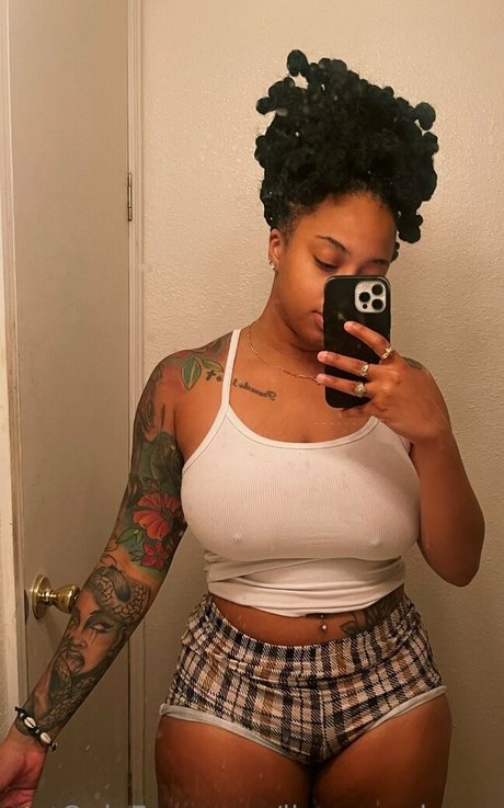 lisaexperience ポルノスター 写真