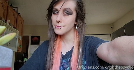 精子オンリーファン ホット 画像