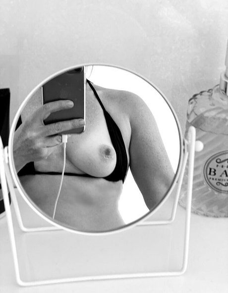 アマチュアディープスロートオンリーファンズ 無料セクシー 画像