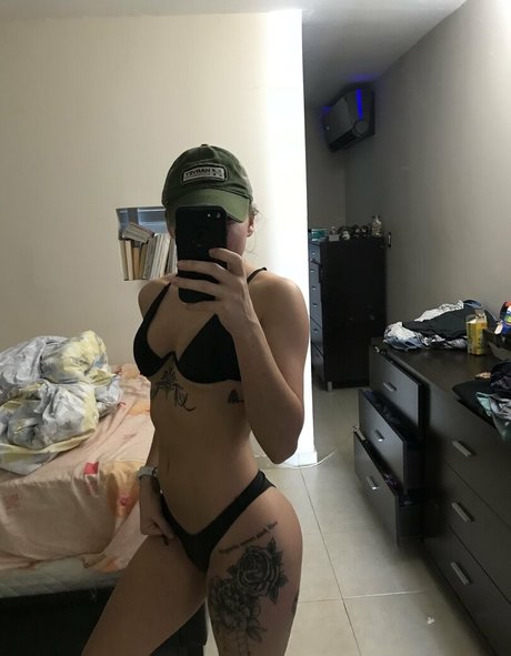 tattedxbabextease セクシーなスター ギャラリー