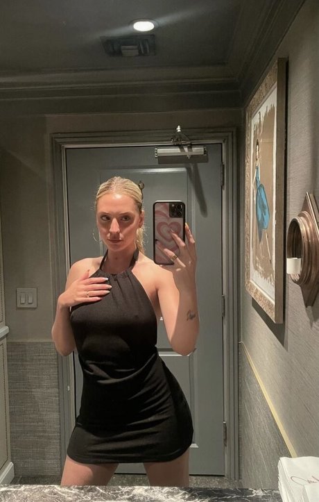 Luna Montana アダルトスター アーカイブ