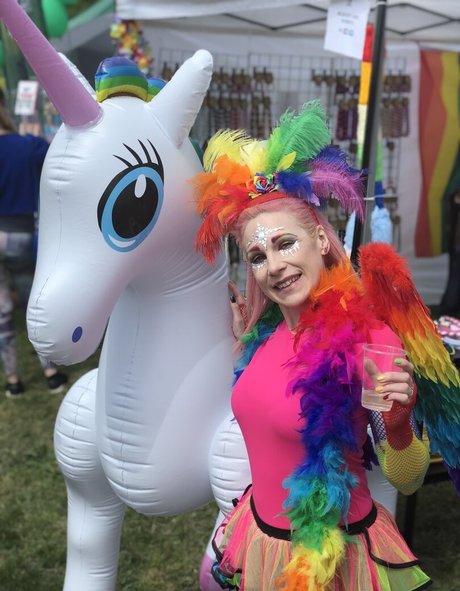 bombchel 独占スター 写真