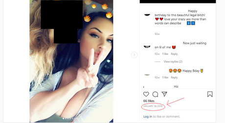 赤毛の痩せたオンリーファンズ ホット裸 写真