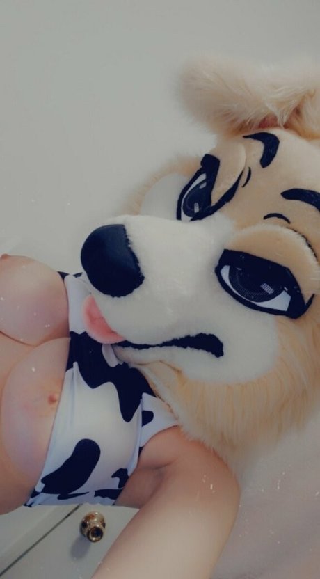 dirtydotti ポルノモデル 写真