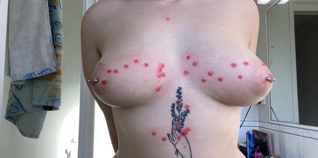 miss rubyxo 裸モデル 写真