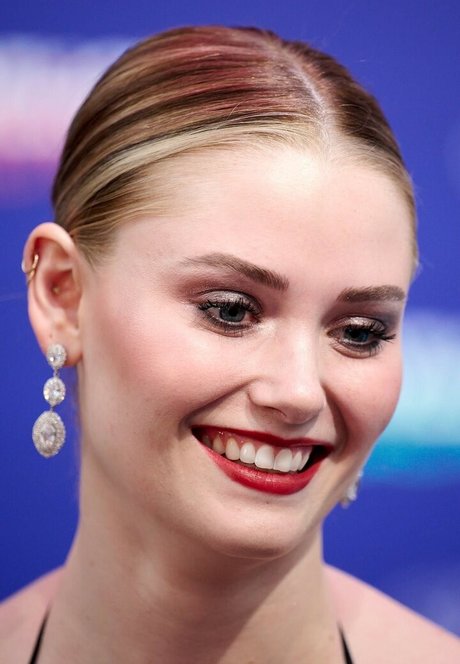 ティーンフィンガリングオンリーファンズ 美しいxxx ギャラリー