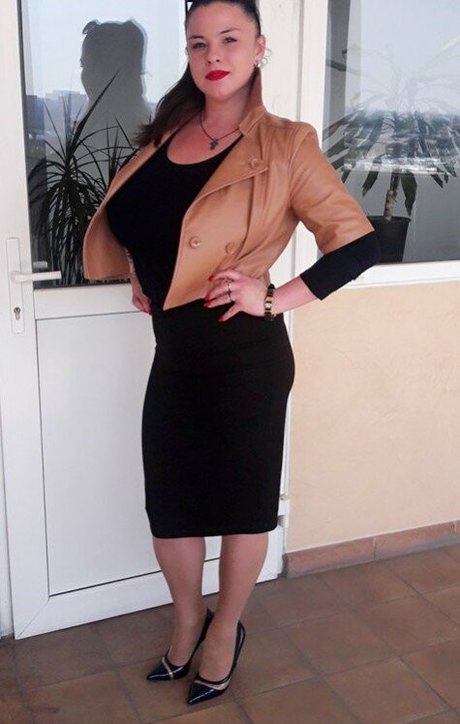 Nadin Shcherban スター ヌード 写真