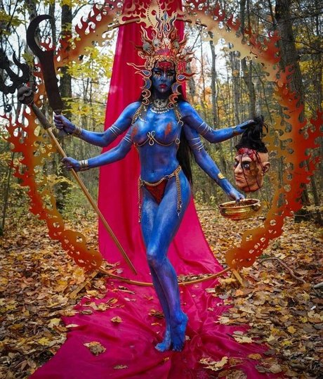 スムーズなオンリーファンズ ポルノグラフィック ギャラリー