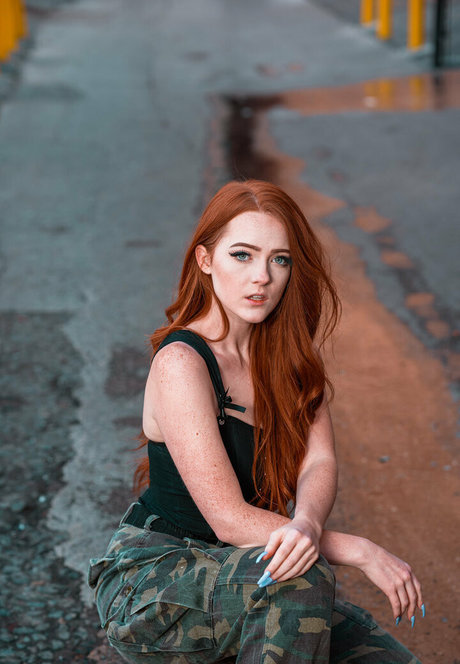 フィリピン人オンリーファンズ エロチック 画像