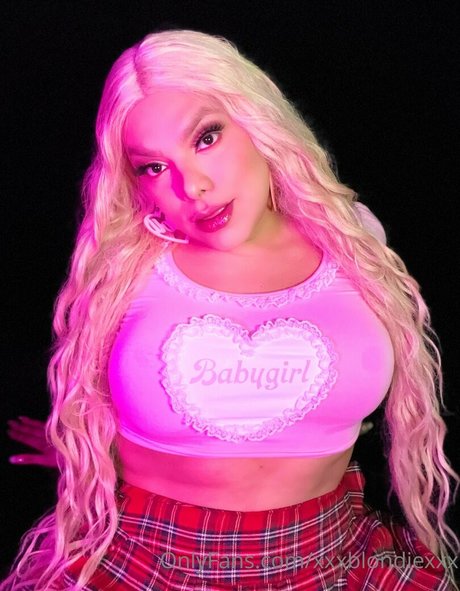 xxxblondiexxx アートポルノスター ギャラリー