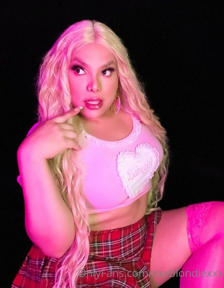xxxblondiexxx ヌードモデル ギャラリー