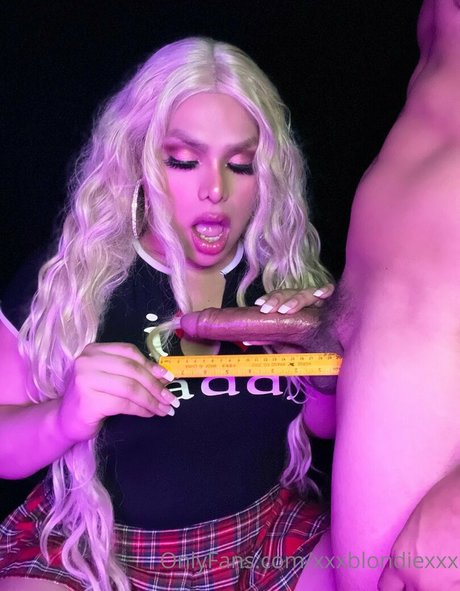 xxxblondiexxx セックスモデル 画像