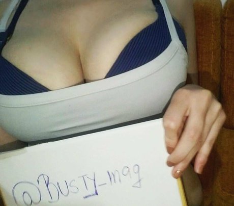 アラブの女の子オンリーファンズ セックス 画像