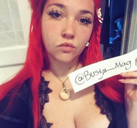 Busty Magazine 独占ポルノスター アーカイブ