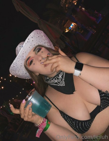 leiluh 高品質モデル 写真