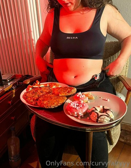 curvyfairyyy セクシーなスター ギャラリー