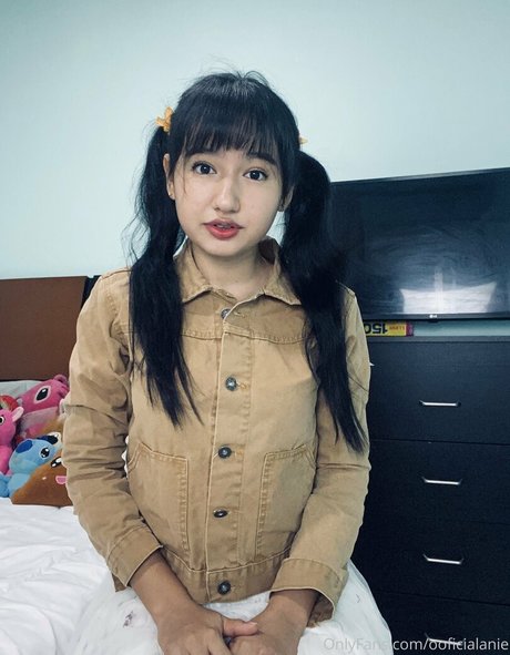 ooficialanie ポルノ女優 写真