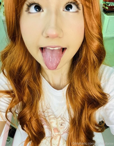 ooficialanie エロティックなモデル 写真