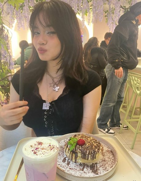 iadivinecomedie XXXモデル 写真