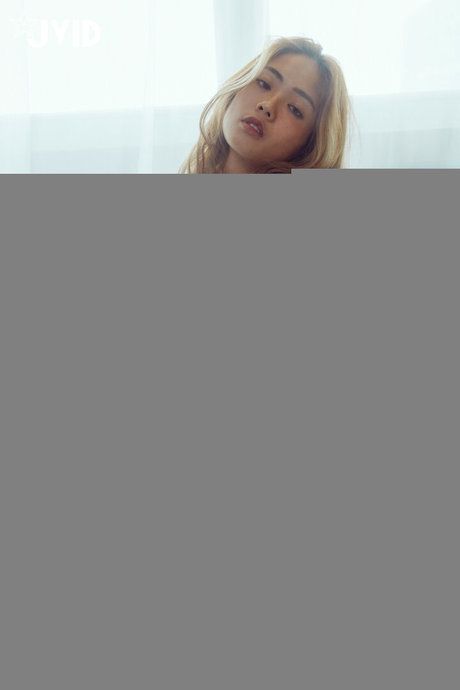 vv levia ポルノスター エロティック ギャラリー