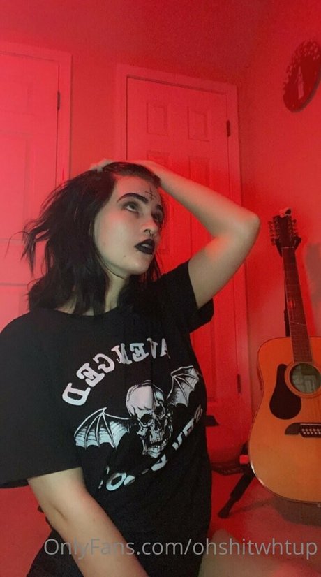 ohshitwhtup ヌードスター 写真