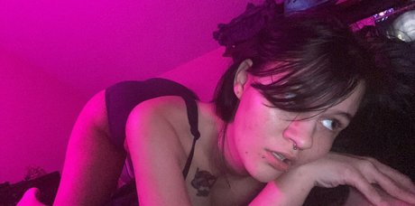 黒人ティーンのプッシーオンリーファンズ セクシーヌード 画像