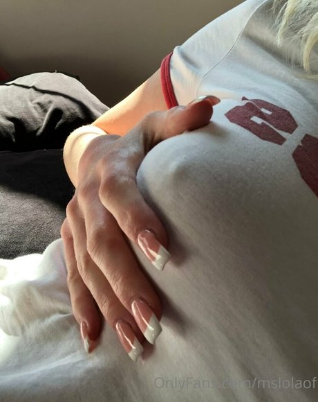 mslolaof ヌードのポルノスター 写真