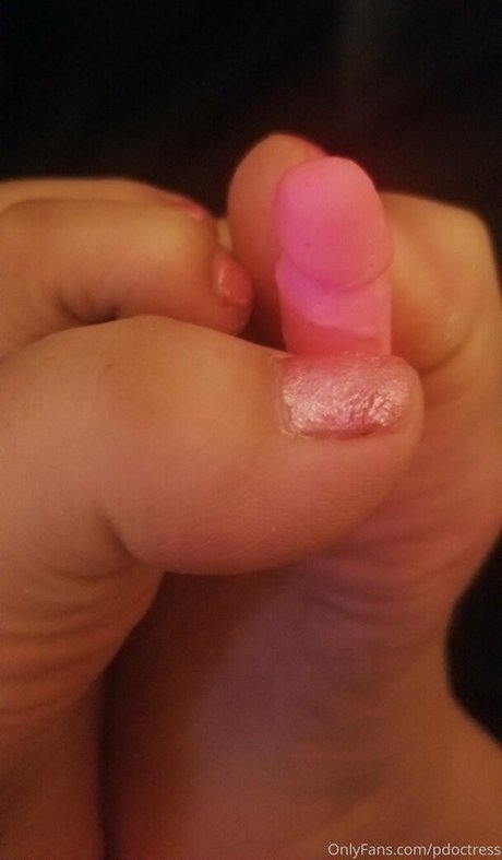 カービーキティオンリーファンズ エロ 写真