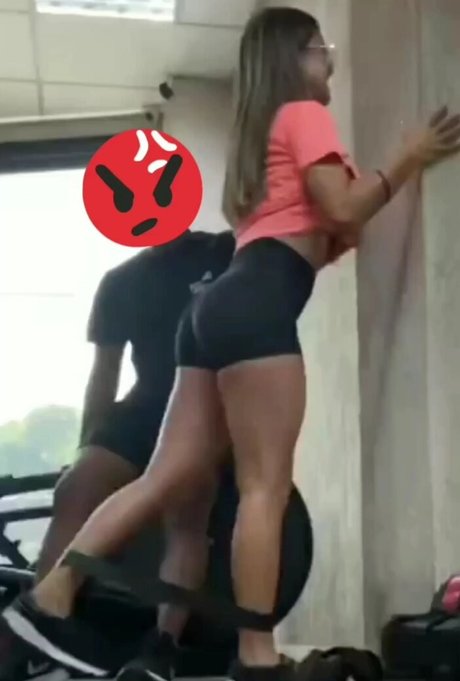 Samanta Alves 女優 画像