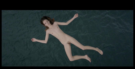 乳首 オンリーファンズ 無料ポルノ 画像