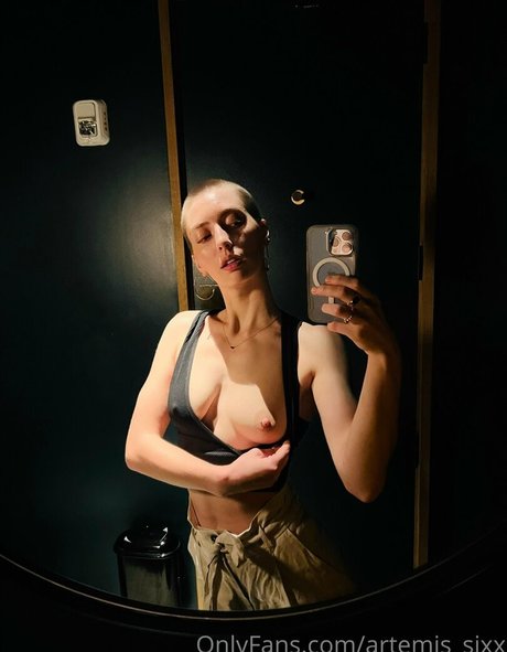 小柄な足オンリーファンズ えろ アーカイブ