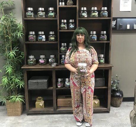 paisleehaze トップポルノスター 写真
